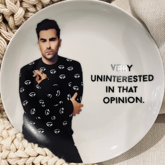 NEW Schitt’s Creek TV Show Collectible Ceramic Plates Unique Fun Holiday Gift - Picture 9 of 10